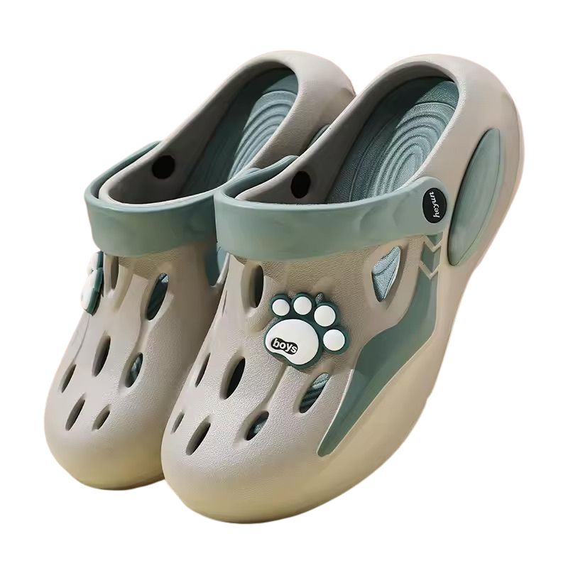 Women’s Lightweight EVA Garden Clogs with Closed Toe and Ventilated Soft Sole