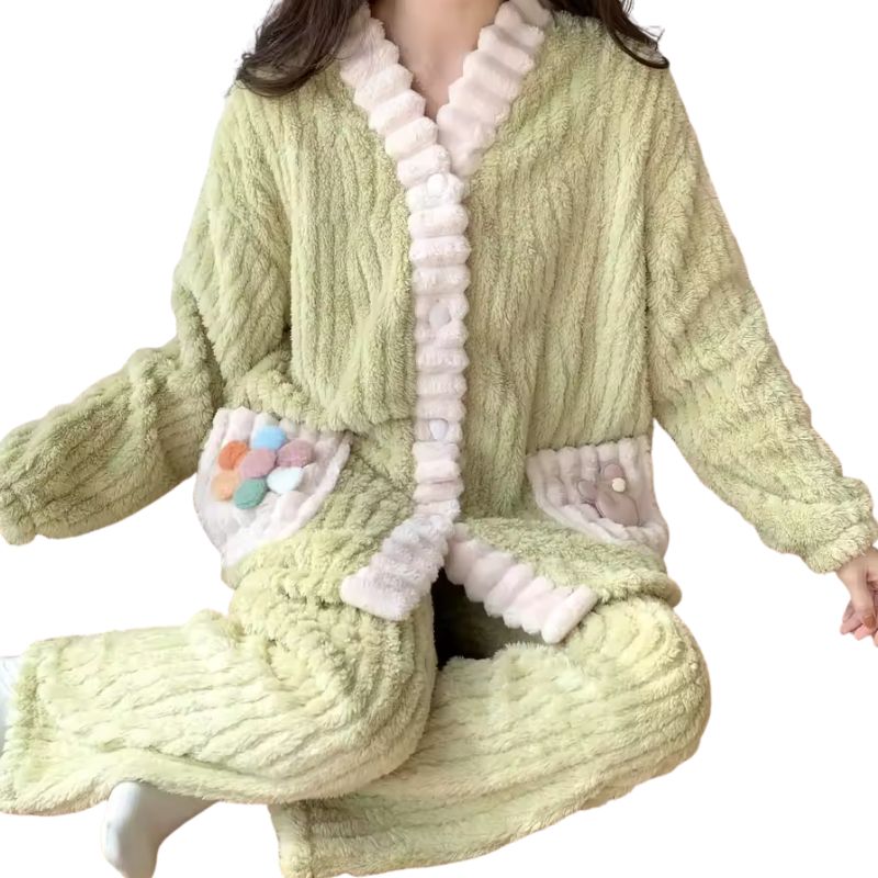 Women’s Fluffy Fleece Pajama Set